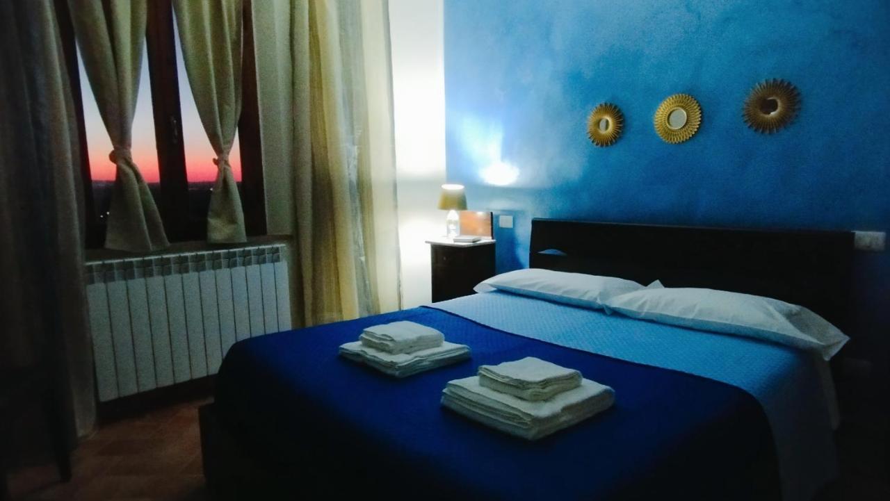 La Casa Tra Gli Ulivi Bed & Breakfast Cortona Exterior photo